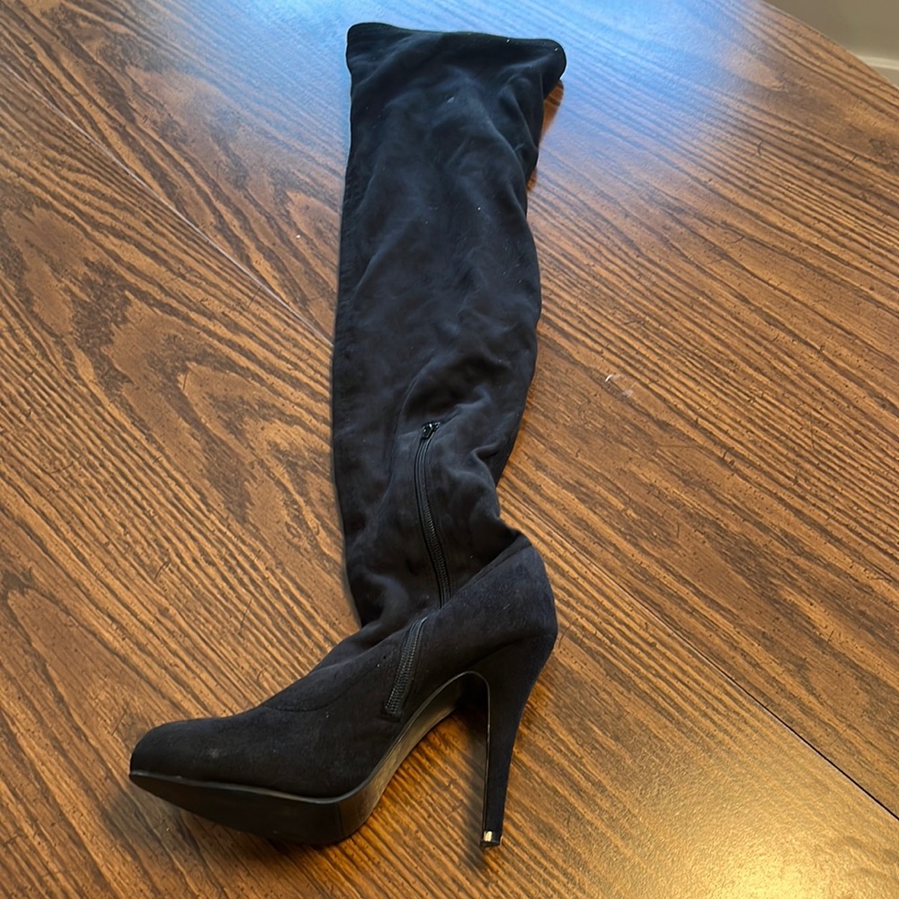 Women’s Thigh High Boots